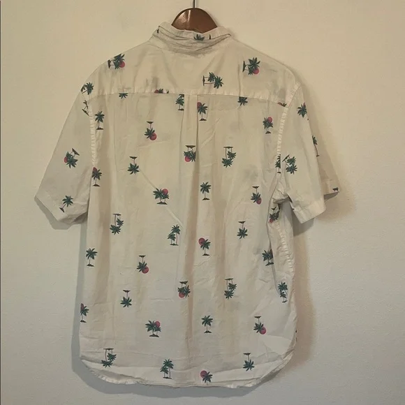 Old Navy White Palm Print Slim Fit Short Sleeve Button Down Shirt - Picture 3 of 3